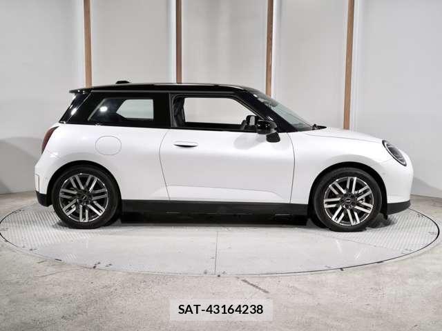 Bmw MINI 2024-06 8131228-20
