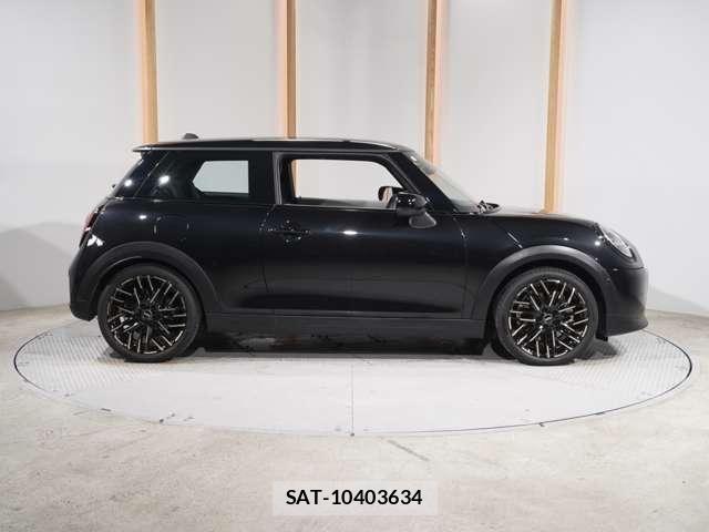 Bmw MINI 2024-12 8131225-20