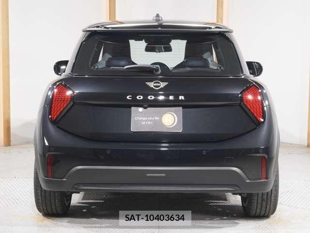Bmw MINI 2024-12 8131225-7