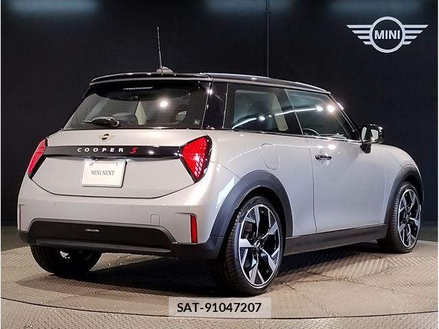 Bmw MINI 2024-08 8158812-4