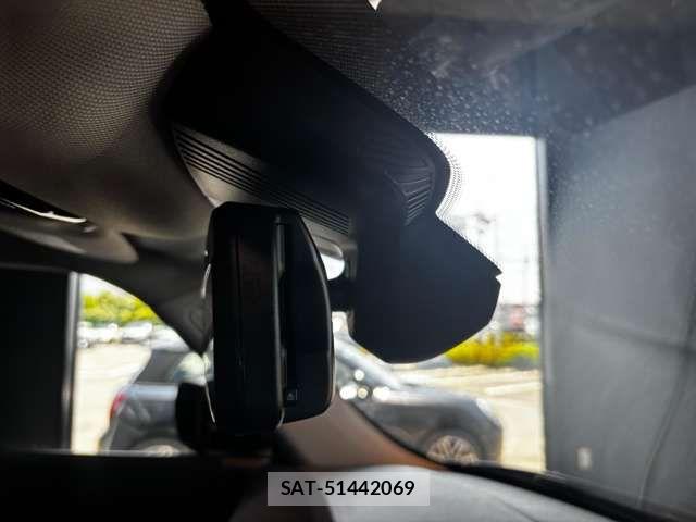 Bmw MINI 2024-12 8208722-13