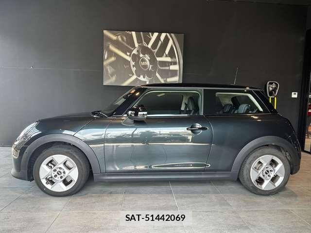 Bmw MINI 2024-12 8208722-2