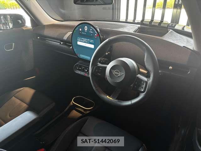 Bmw MINI 2024-12 8208722-7