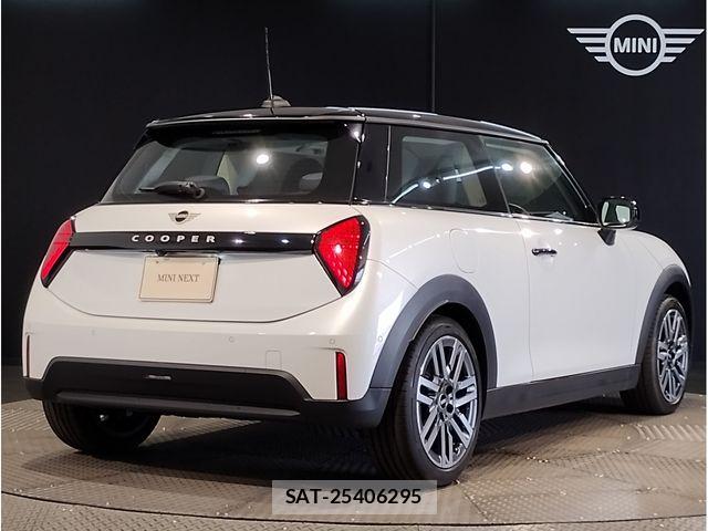 Bmw MINI 2024-07 8208724-2