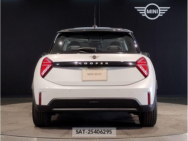 Bmw MINI 2024-07 8208724-4