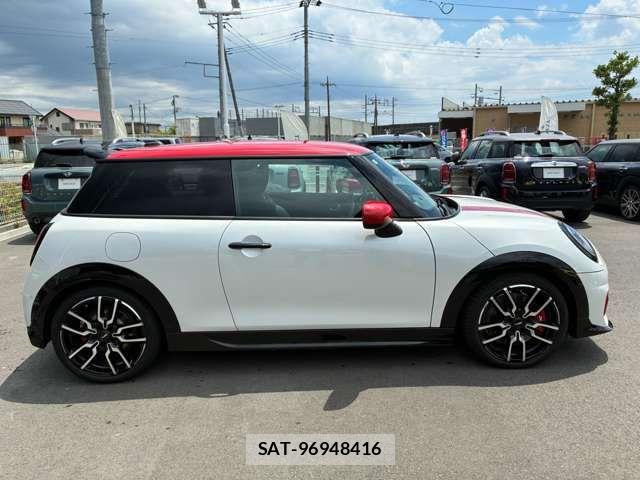 Bmw MINI 2025-07 8208714-3