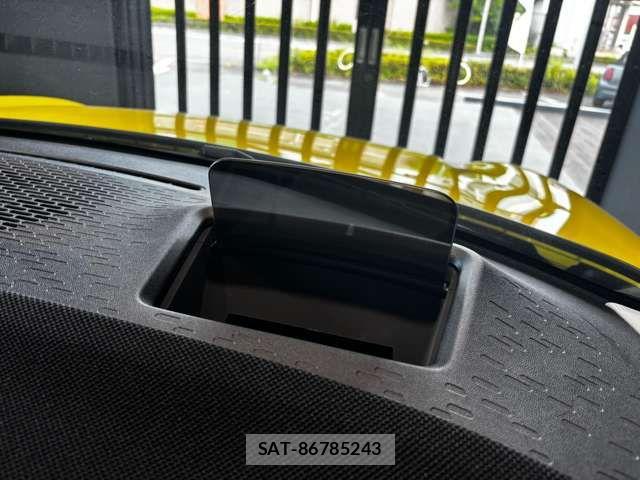 Bmw MINI 2024-09 8208721-11