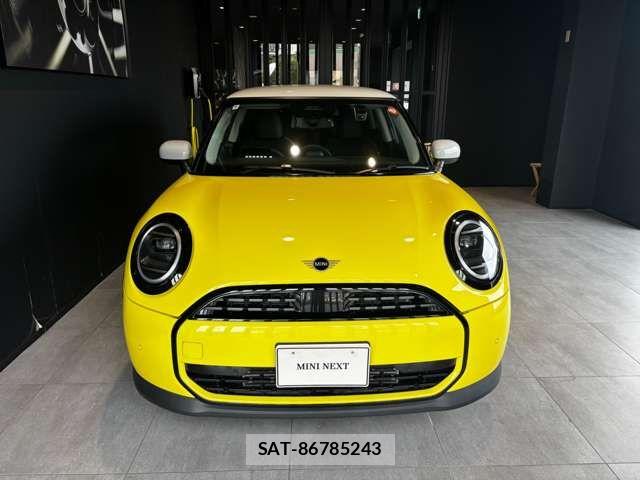 Bmw MINI 2024-09 8208721-1
