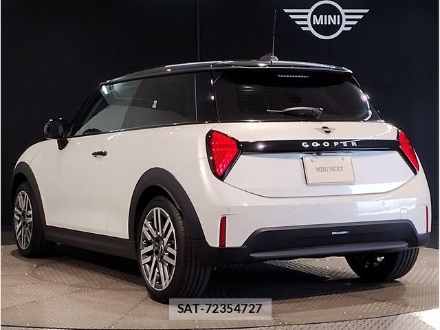 Bmw MINI 2024-12 8208717-2