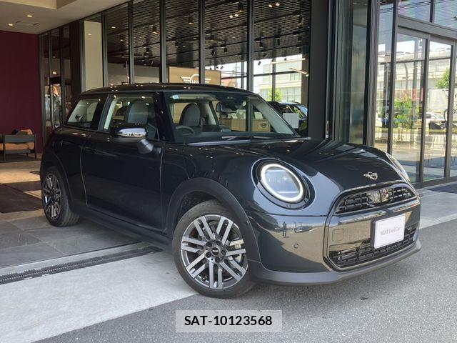 Bmw MINI 2025-10 8208716-1