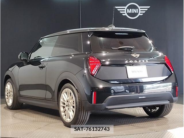 Bmw MINI 2024-10 8208715-2
