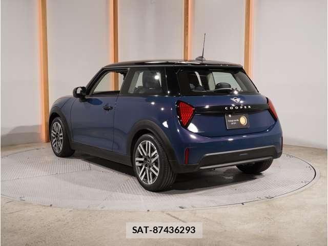 Bmw MINI 2025-10 8354945-1