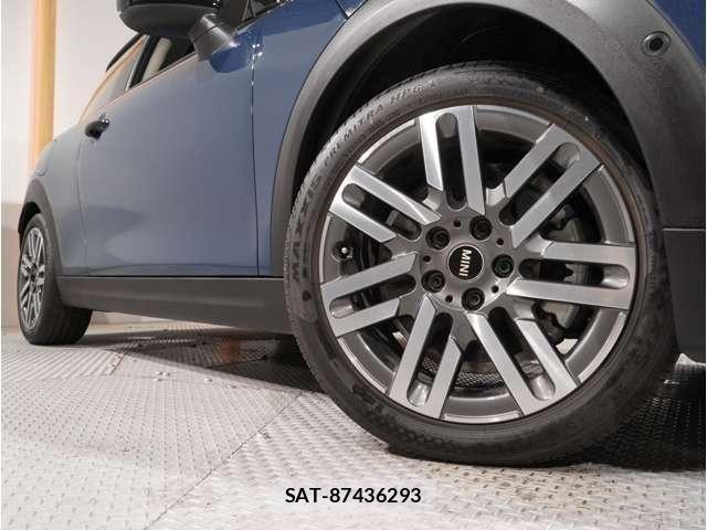 Bmw MINI 2025-10 8354945-17