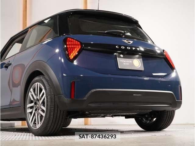 Bmw MINI 2025-10 8354945-24