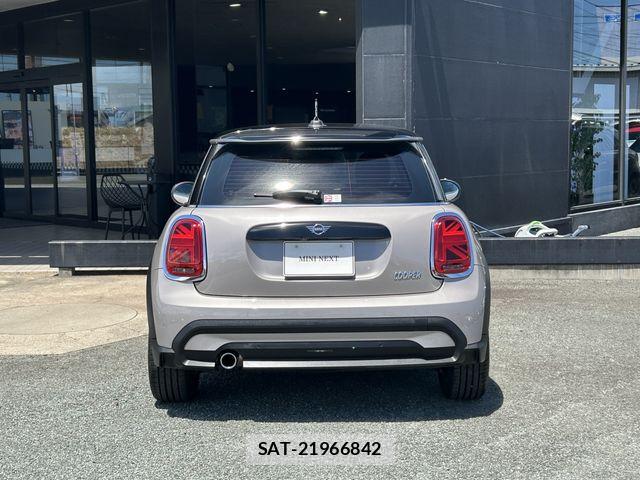 Bmw MINI 2021-10 8354946-4