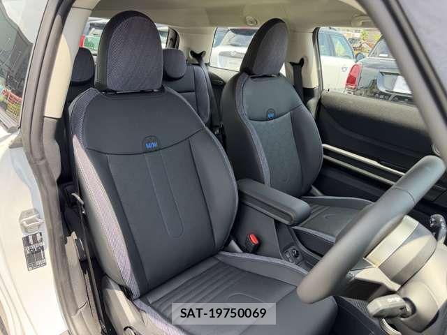 Bmw MINI 2025-10 8354944-18