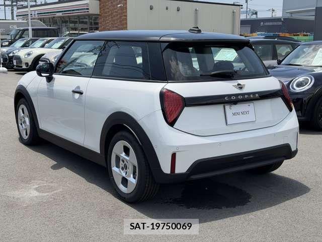 Bmw MINI 2025-10 8354944-6