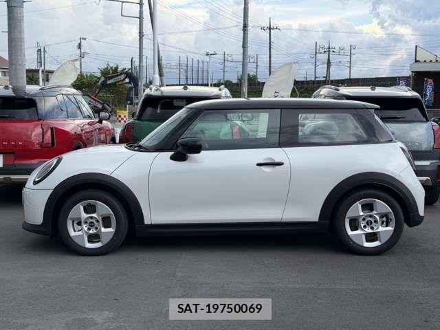 Bmw MINI 2025-10 8354944-7