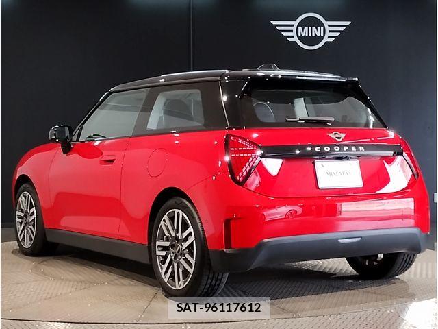 Bmw MINI 2024-09 8367009-6