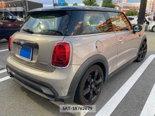 Bmw MINI 2023-01 8413598-10