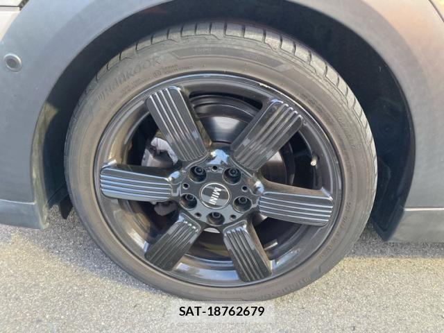 Bmw MINI 2023-01 8413598-4