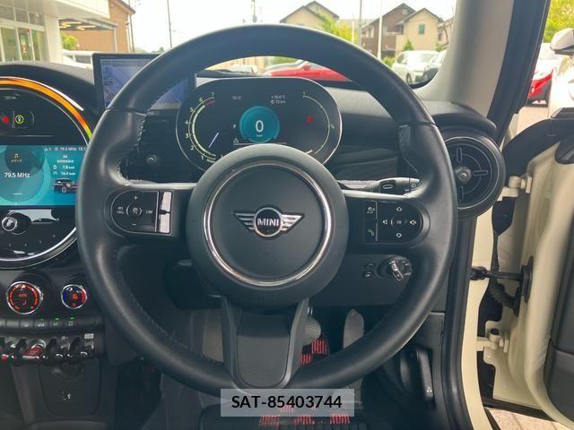 Bmw MINI 2021-07 8413593-13