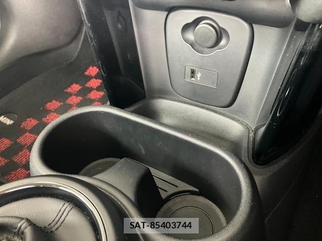 Bmw MINI 2021-07 8413593-16