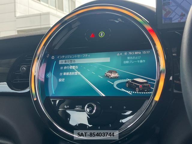 Bmw MINI 2021-07 8413593-22