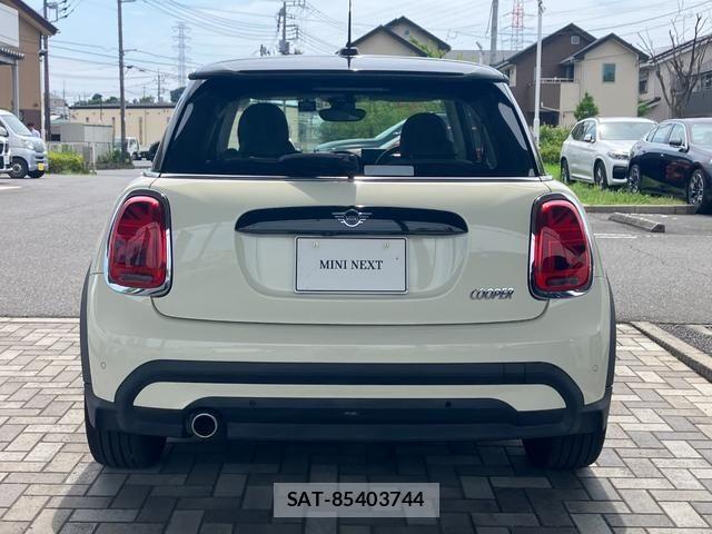 Bmw MINI 2021-07 8413593-4