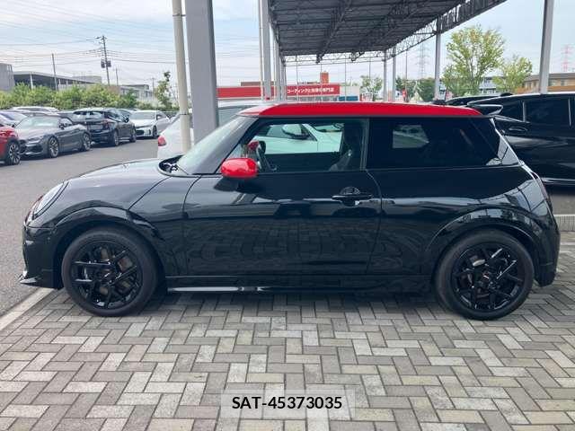 Bmw MINI 2024-12 8413591-5