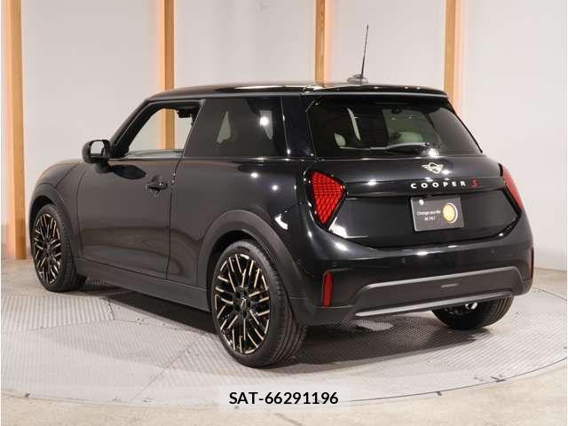 Bmw MINI 2024-12 8457896-1