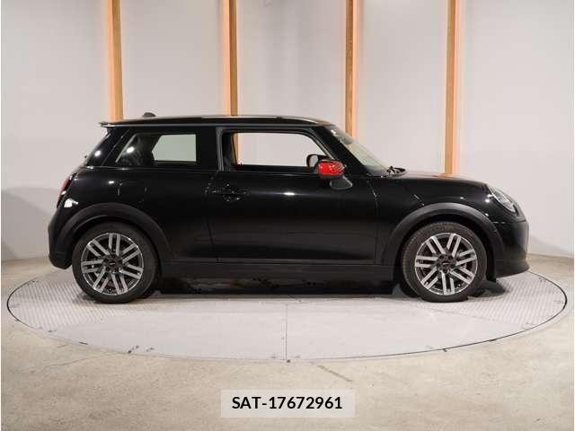 Bmw MINI 2025-12 8457898-22