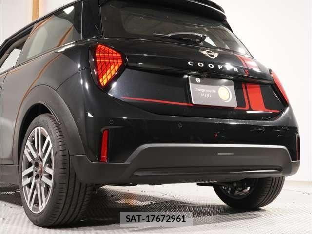Bmw MINI 2025-12 8457898-26