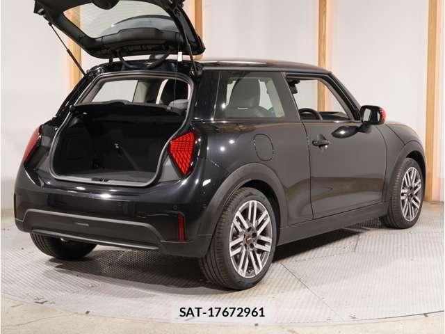 Bmw MINI 2025-12 8457898-28