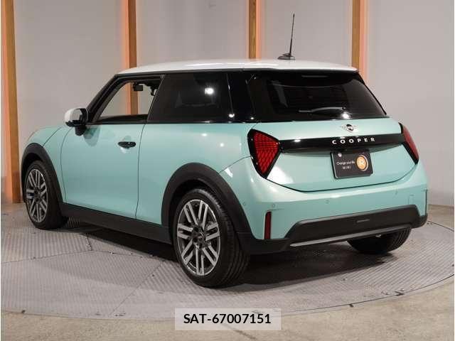 Bmw MINI 2024-08 8457901-9