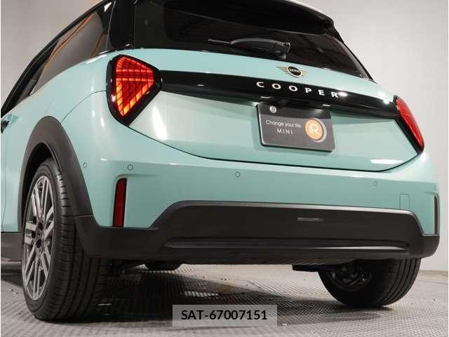 Bmw MINI 2024-08 8457901-26