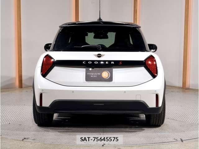 Bmw MINI 2024-09 8457897-9