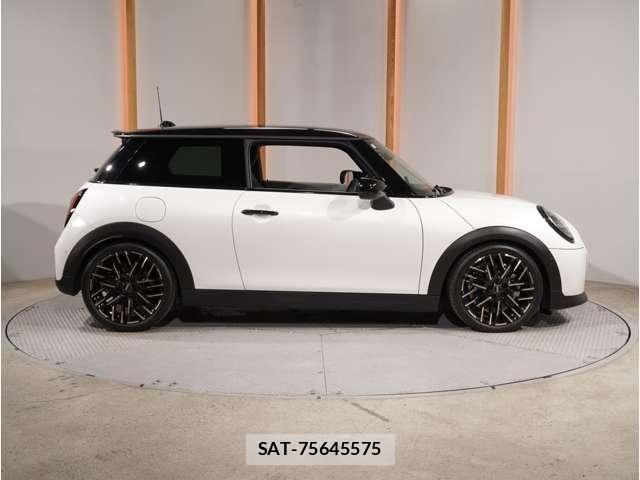 Bmw MINI 2024-09 8457897-23