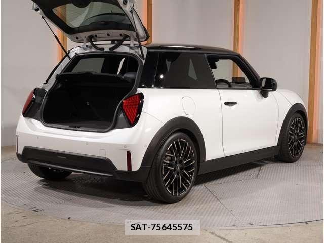 Bmw MINI 2024-09 8457897-29
