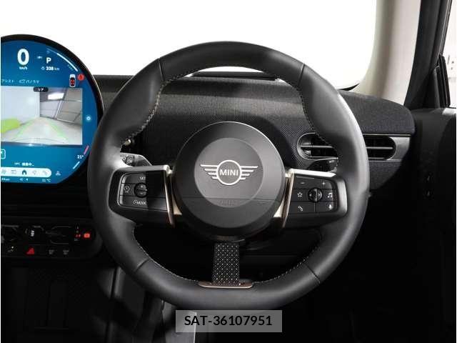 Bmw MINI 2024-12 8457899-16
