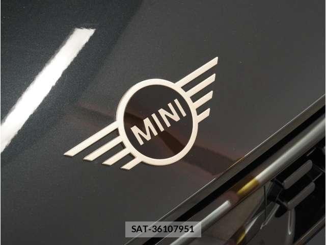 Bmw MINI 2024-12 8457899-21