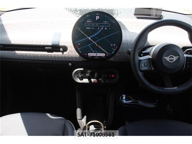 Bmw MINI 2024-07 8525758-7
