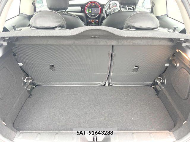 Bmw MINI 2019-07 8562674-10