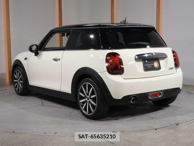 Bmw MINI 2019-06 8627708-1