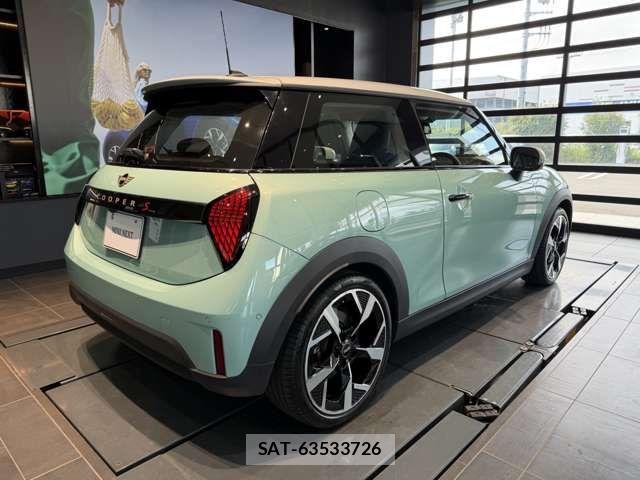Bmw MINI 2024-07 8666506-1
