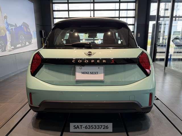 Bmw MINI 2024-07 8666506-2