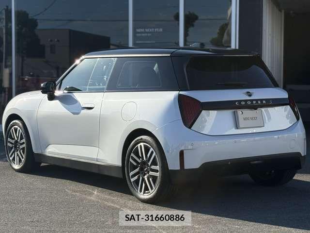 Bmw MINI 2025-12 8666507-13