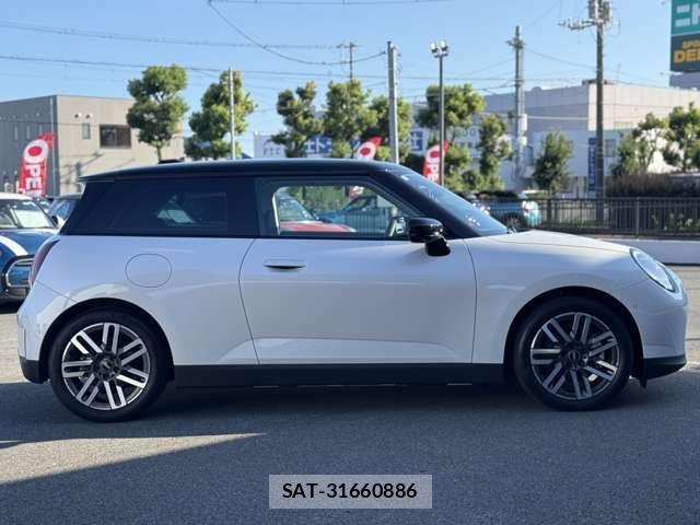 Bmw MINI 2025-12 8666507-16