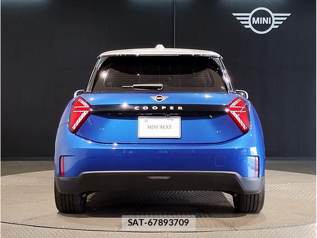 Bmw MINI 2024-08 8660240-4