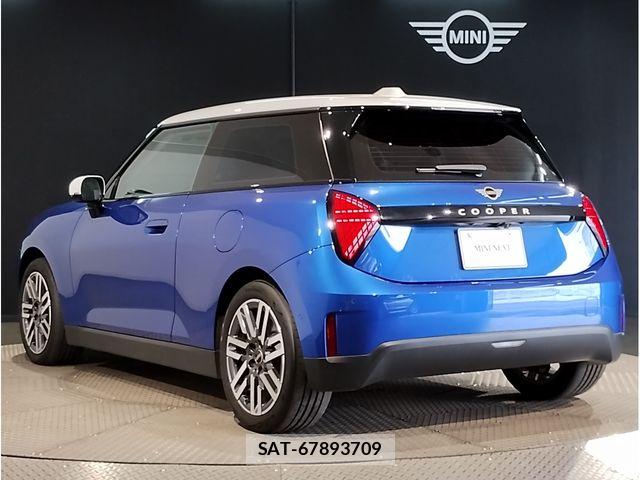Bmw MINI 2024-08 8660240-6